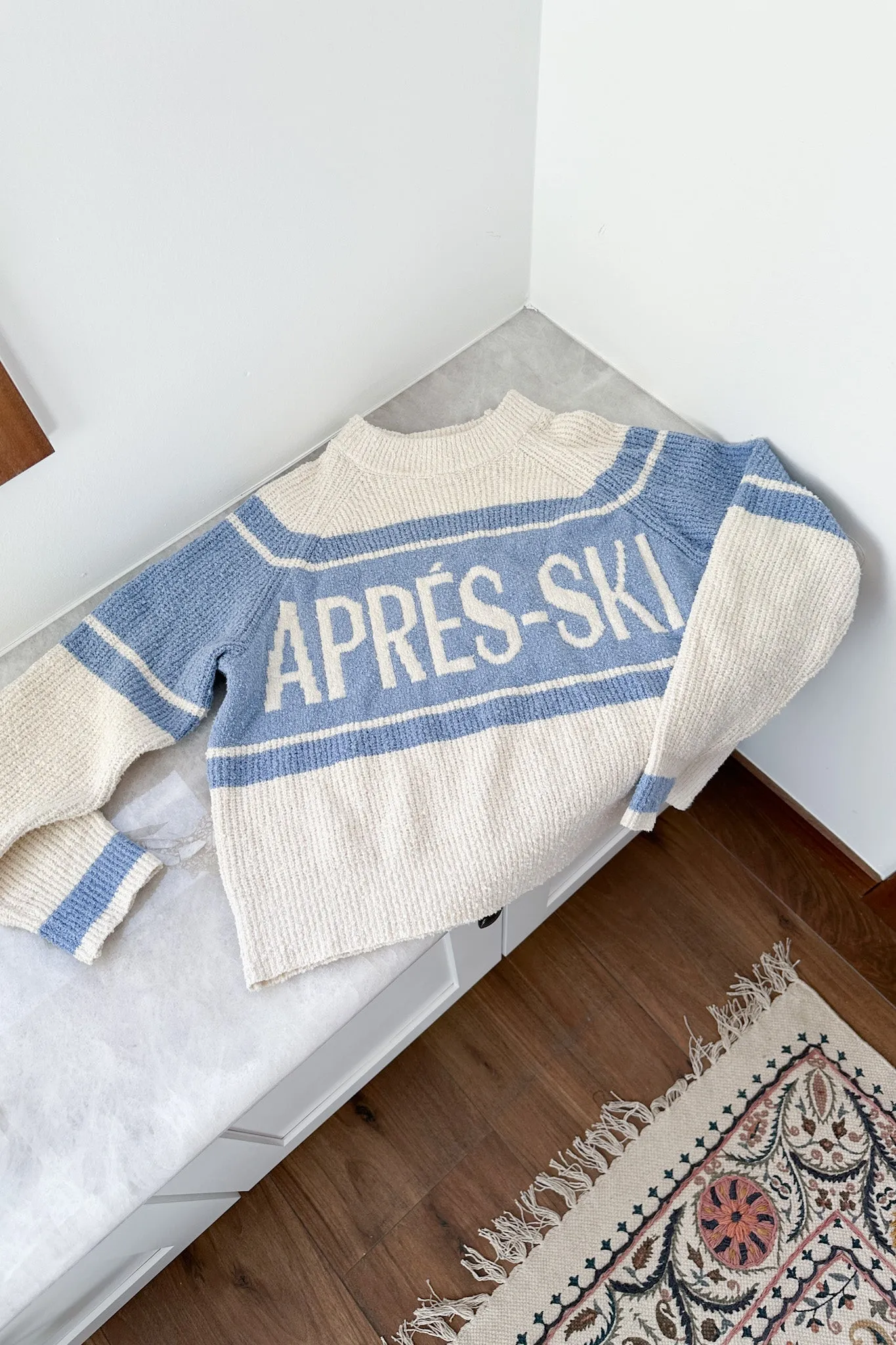 Après Ski Retro Pullover Sweater