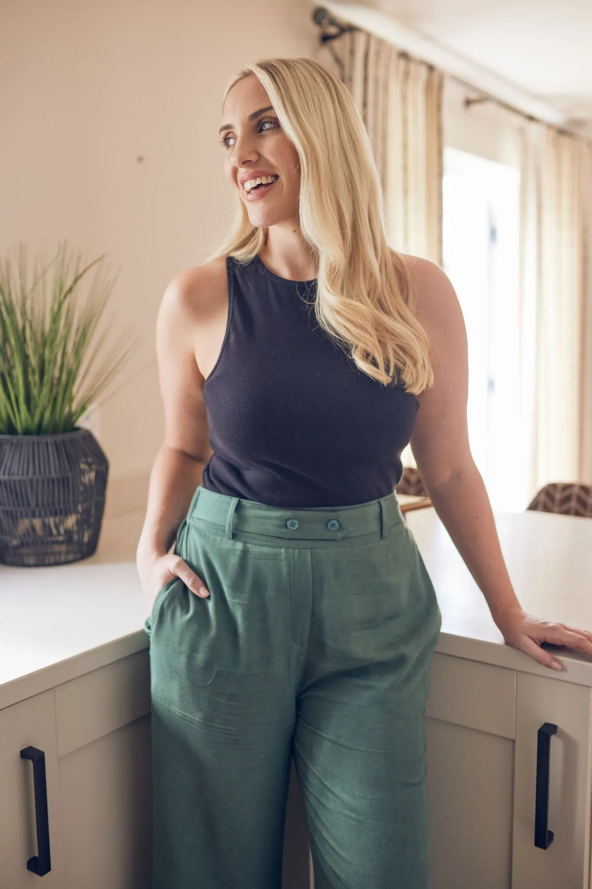 Beth - High Waisted Trouser - Olive