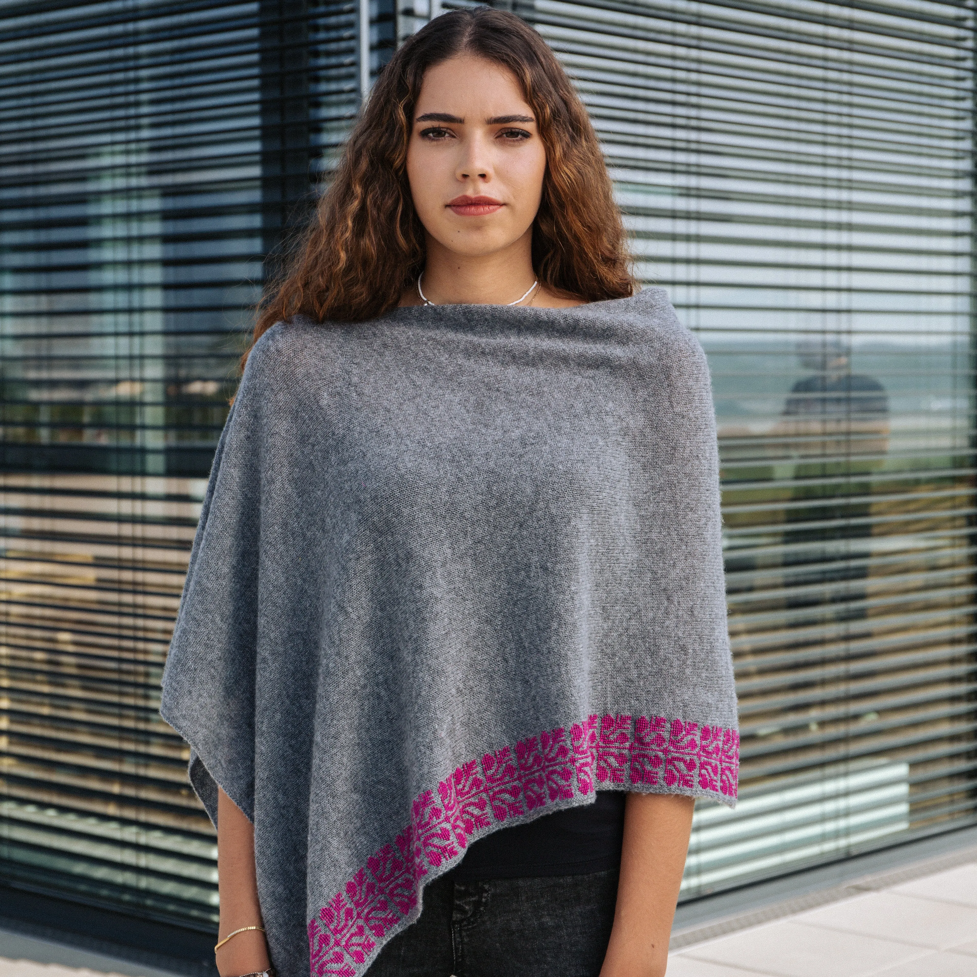 GRAY CASHMERE PONCHO