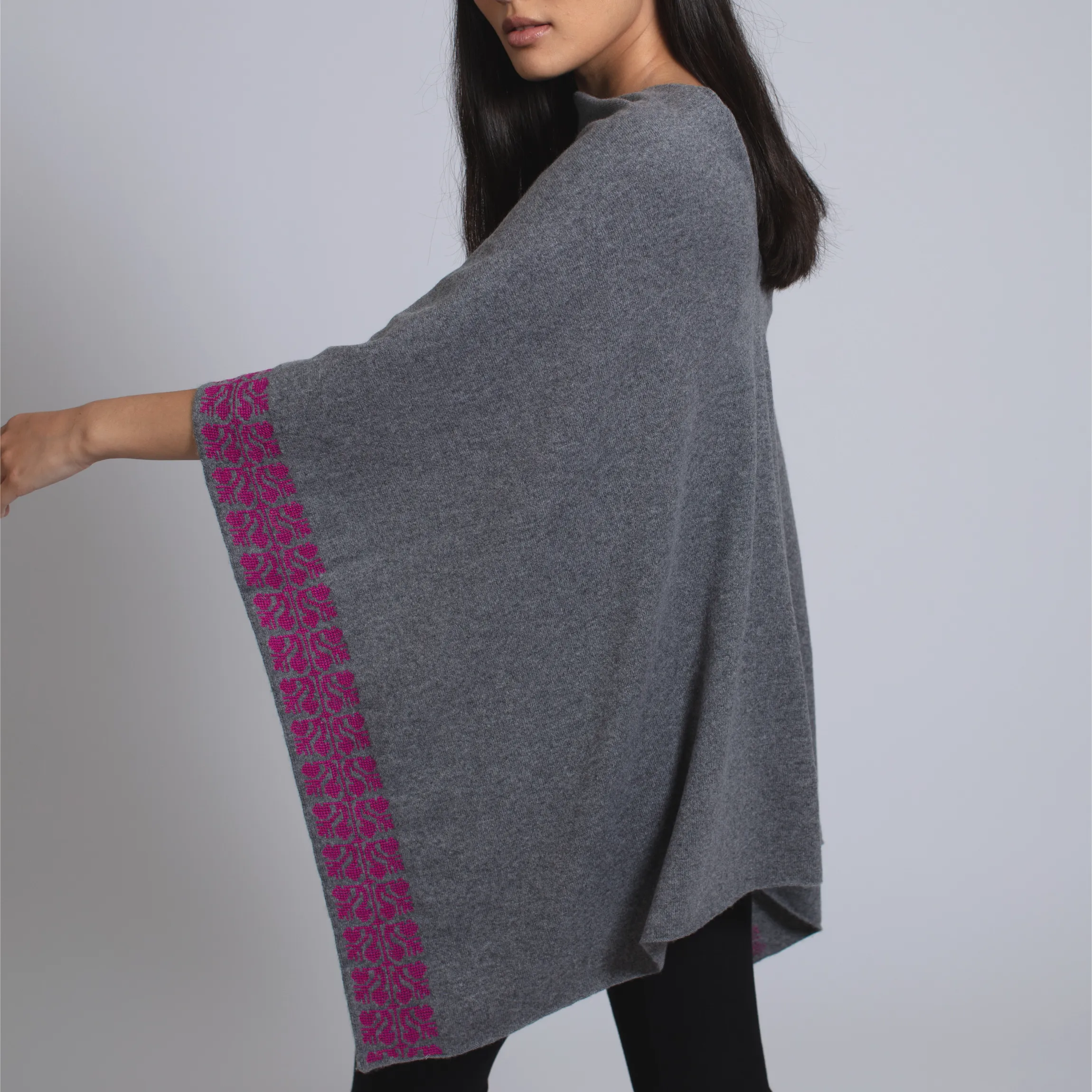 GRAY CASHMERE PONCHO