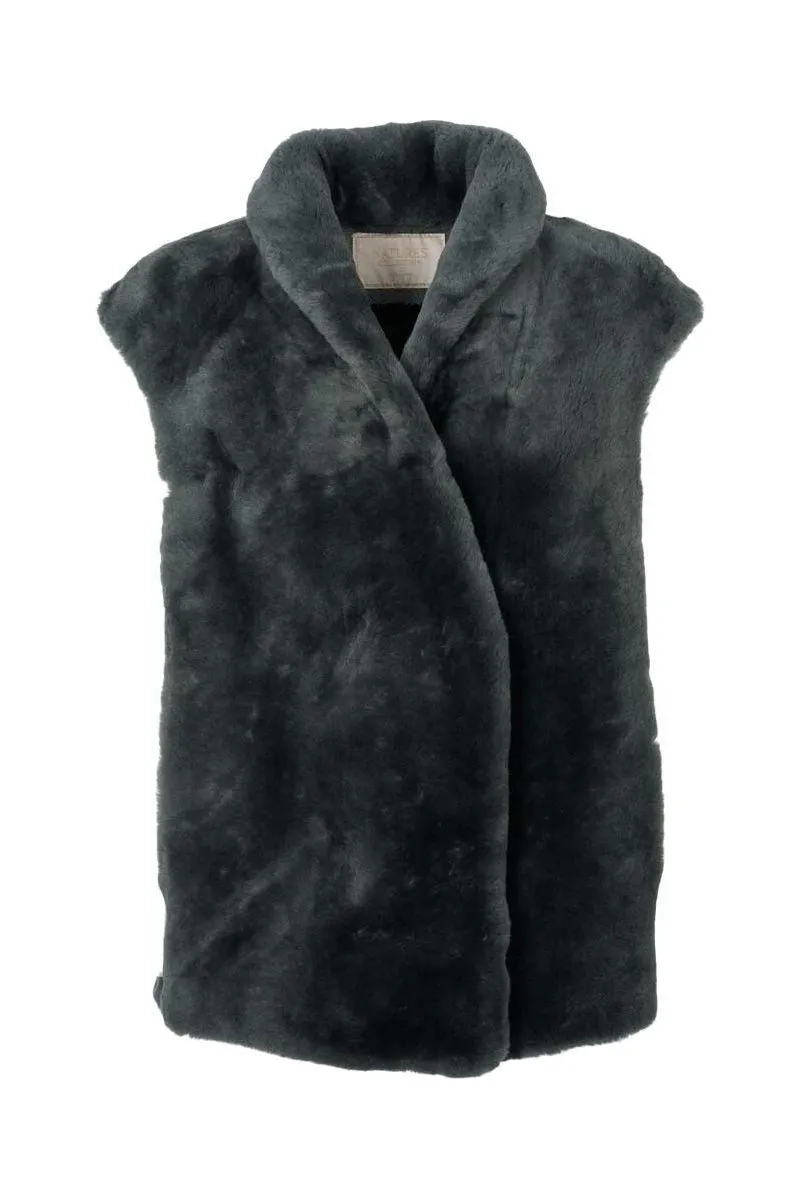 NC | Natures Collection Lorena Vest | Assorted Shearling Lamb | Offered Online Only