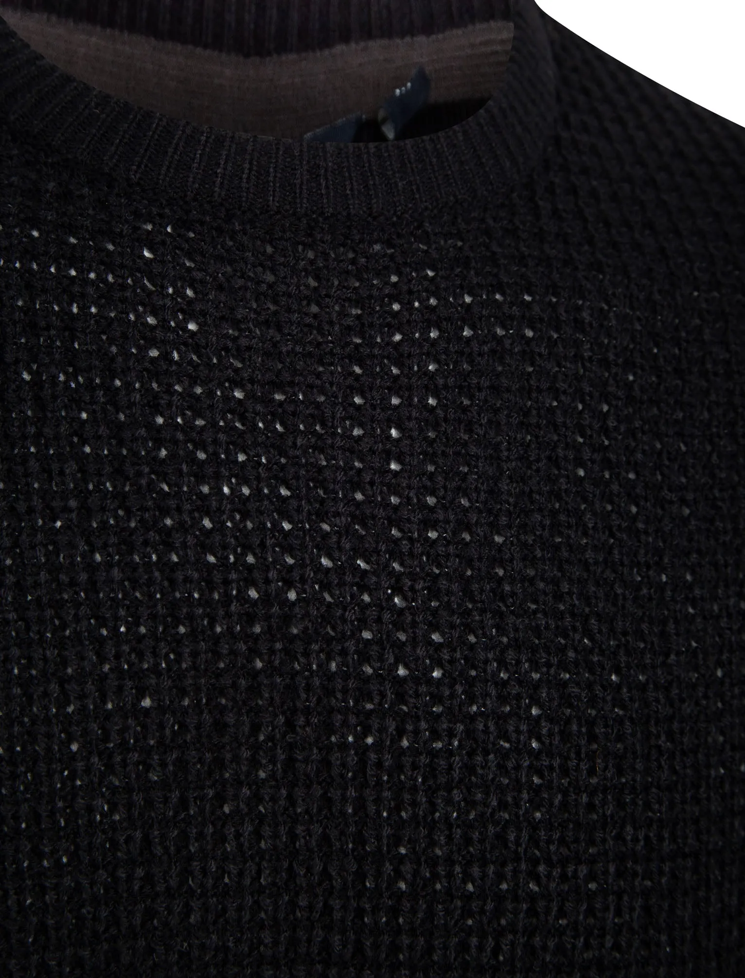 Olney Crew Neck Waffle Knit Jumper in Black - Kensington Eastside