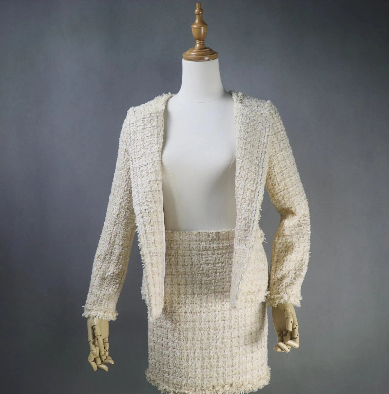 Tailor Made Sparkle Threads Tweed Light Beige Jacket Coat Blazer   Skirt / Shorts/ Trousers Suit